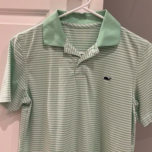 Vineyard vines green white performance golf shirt. Like new. Size M 12-14